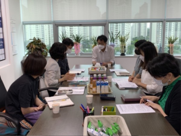 220823 김재균 의원, 학교폭력상담사 인건비 현황 보고받아 (2).jpg