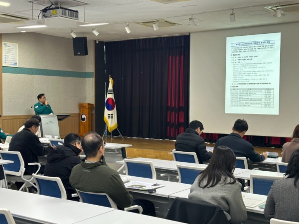 (북부지방산림청) 이용석 북부지방산림청장, 산림청 소나무재선충병 방제 정책 방향 공유.jpg