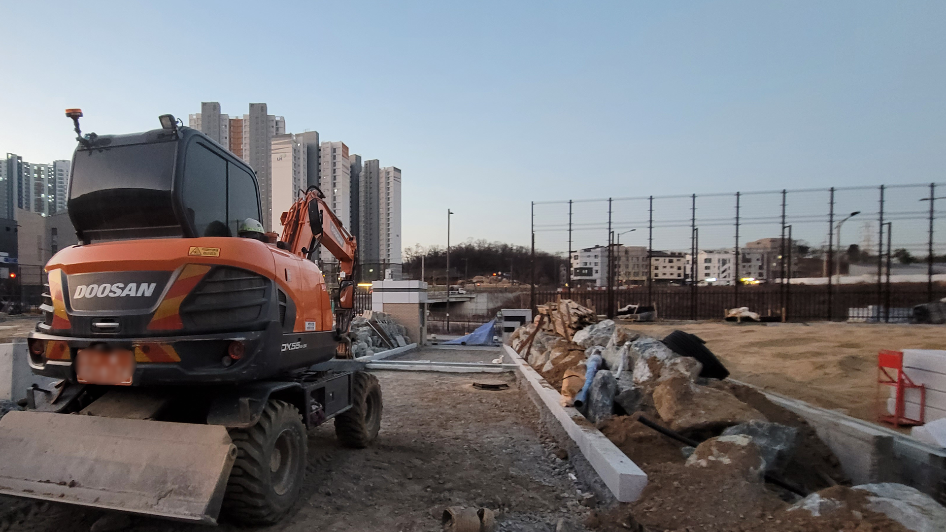 경기도광주하남교육지원청, 토목공사 등 미비...부분 사용승인 강행