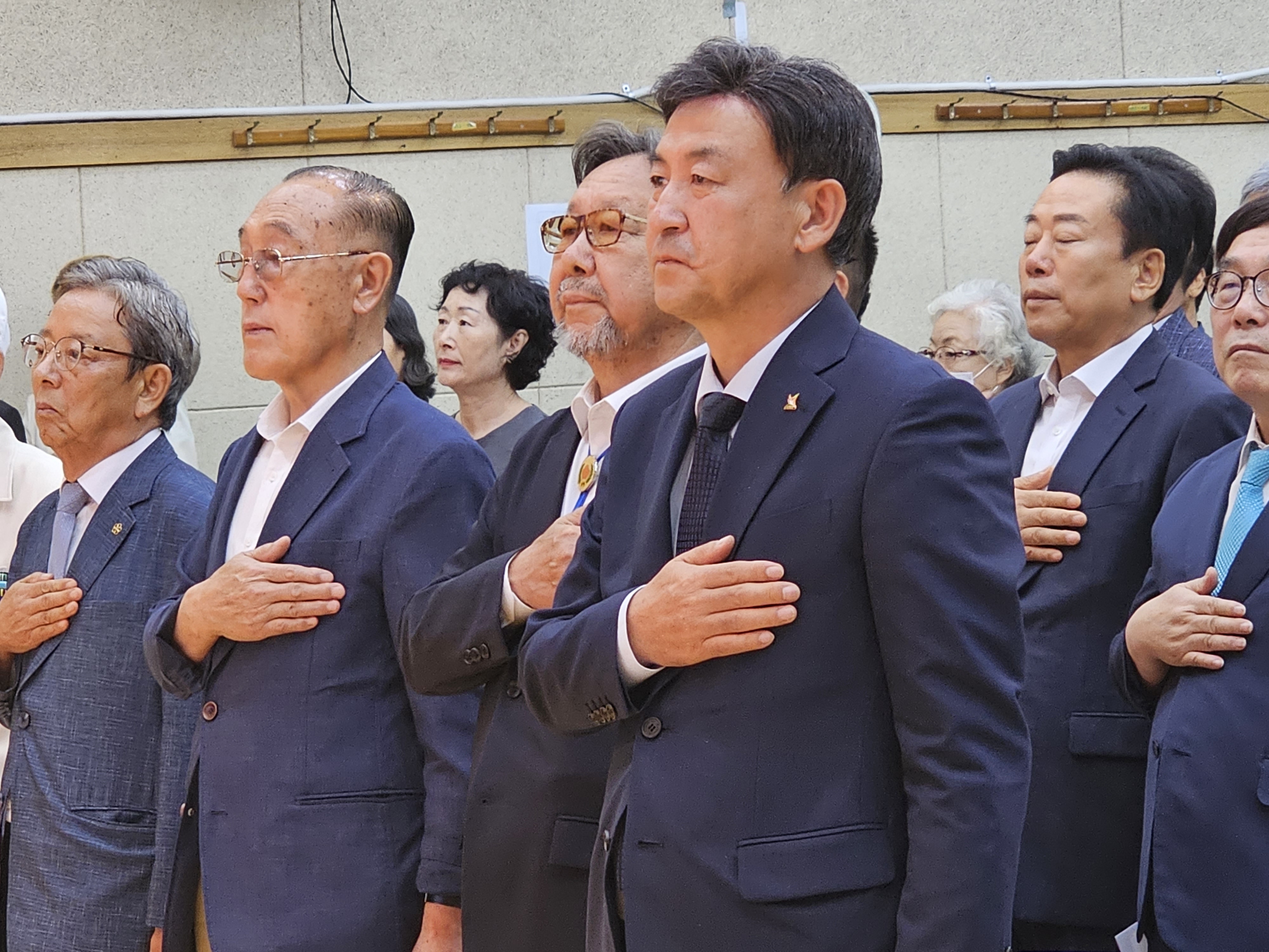 광주 방세환 시장 “민주주의 수호를 위한 안보의식과 3대가 행복한 광주를 만드는 데는 지금의 41만 시민이 함께 해주길”