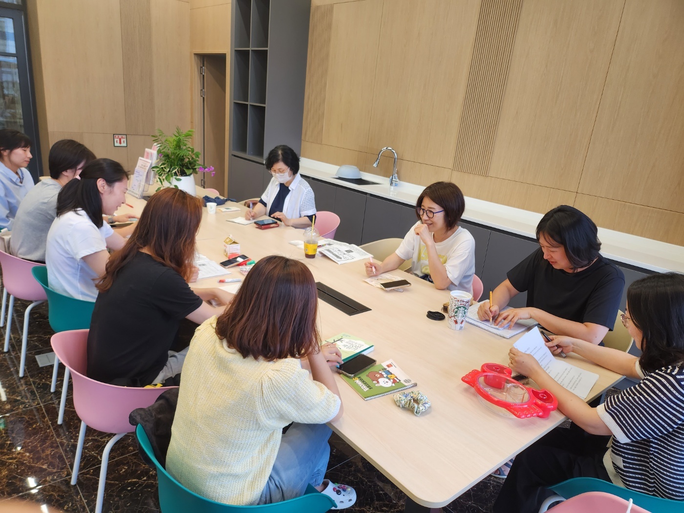 하남주민자치회, '생각을 나누고 마음을 키우는 그림책 하브루타' 강의 운영