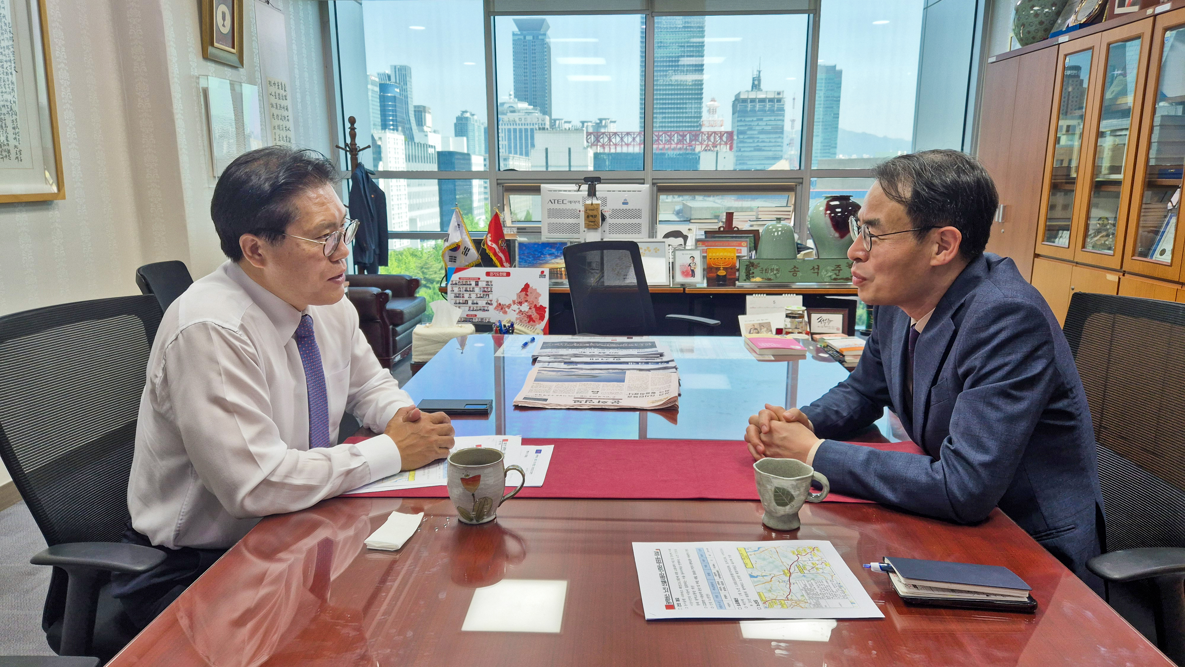 송석준 의원, “이천시 광역교통망 확충 간담회 개최…서울로 오가는 광역버스 증차 및 노선 신설 추진 등 논의”