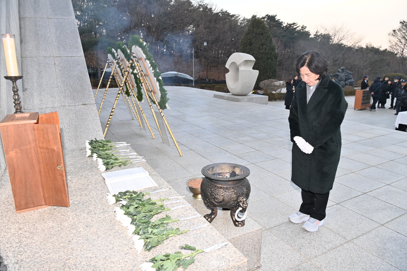 추미애 의원, 검단산 현충탑 참배로 새해 의정 활동 시작… "국민과 함께 대전환 이루겠다“